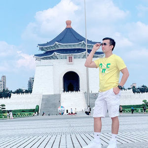 Meet your Posher, Rhonn kian